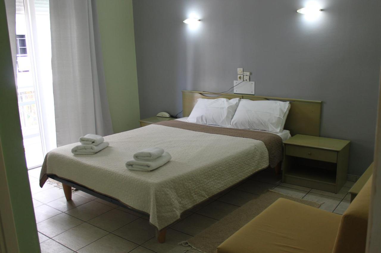 Hotel Avra Volos Exteriör bild