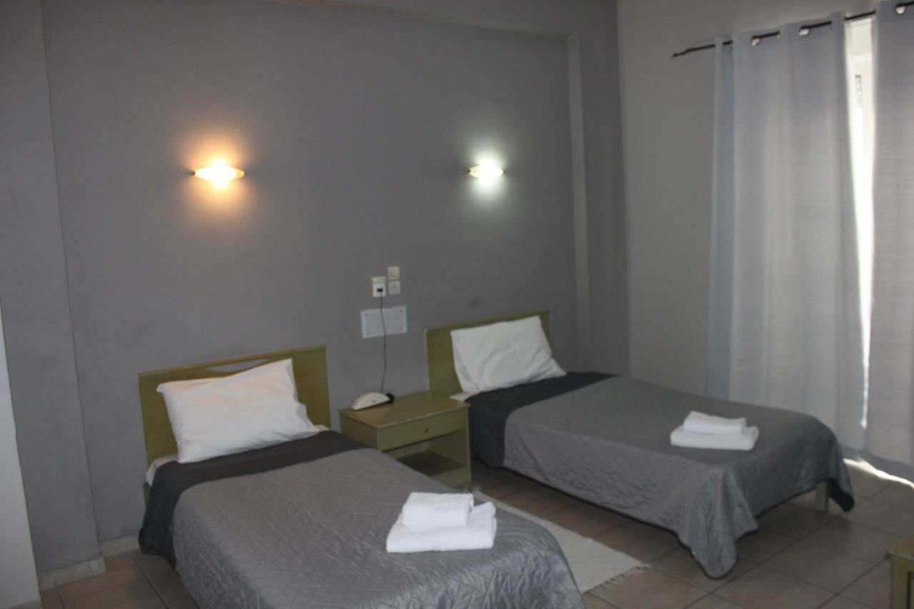 Hotel Avra Volos Exteriör bild