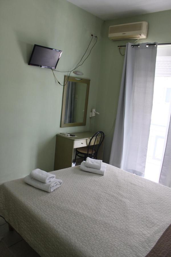 Hotel Avra Volos Exteriör bild